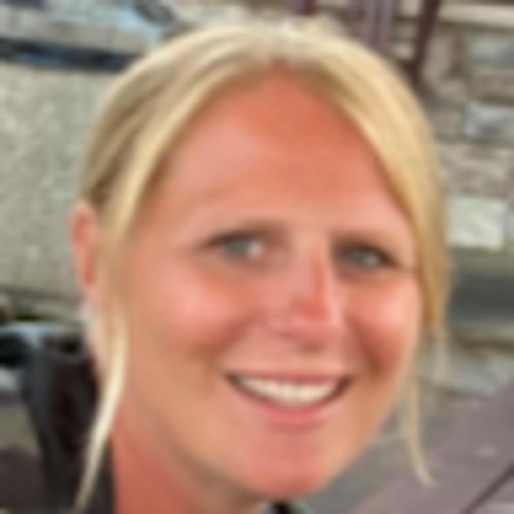 Meet your Posher, Julie